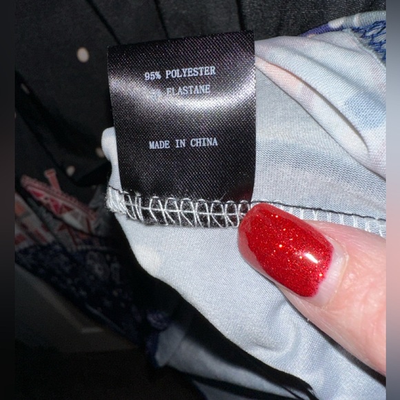 NEW NO TAGS SZ XL LOVEUDEAR Winter Village Long Slv Tunic Top ADORABLE - Picture 7 of 9